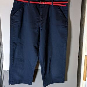 Lee natural fit capris